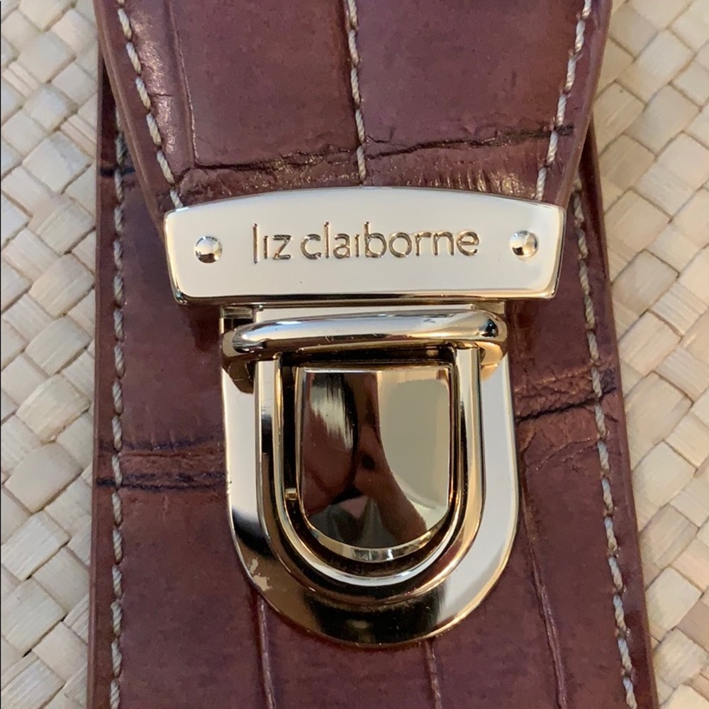Purse - Picture 2 of 7